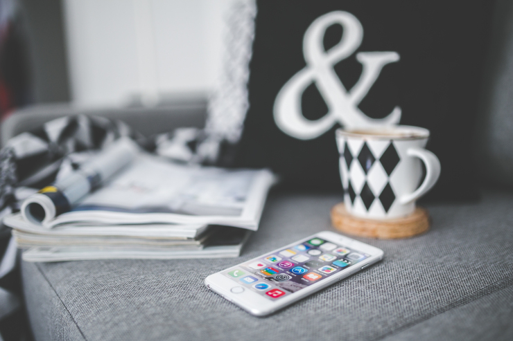 coffee-cup-apple-iphone-1.jpg